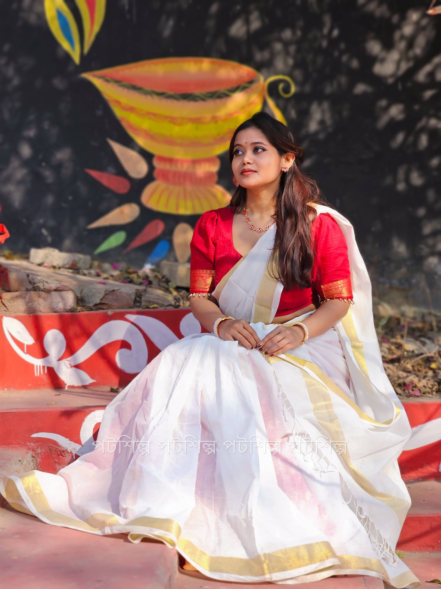 মোহিনী মোহিনী